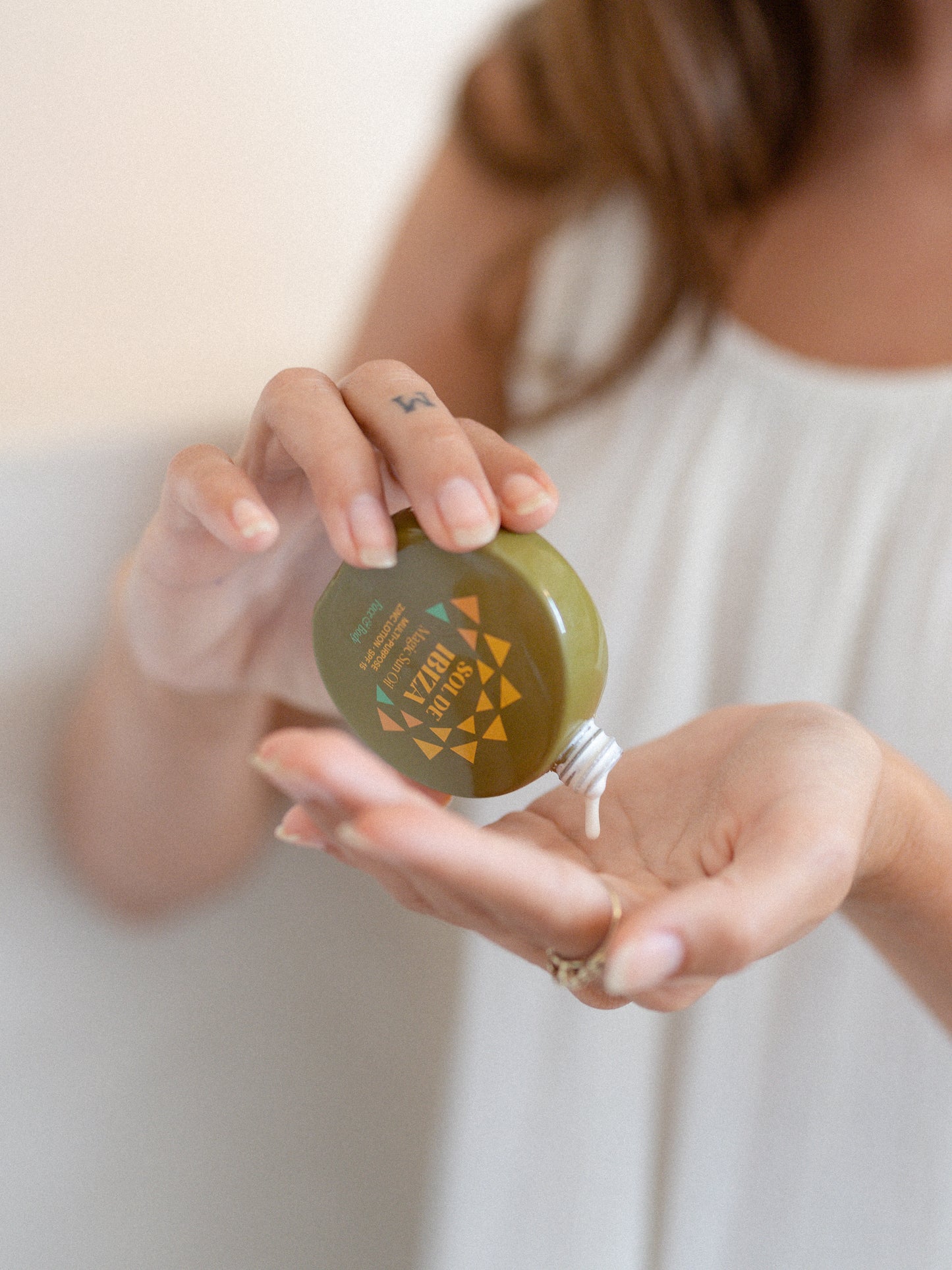 SOL DE IBIZA magiškas saulės aliejus veidui ir kūnui su SPF 15, 30 ml