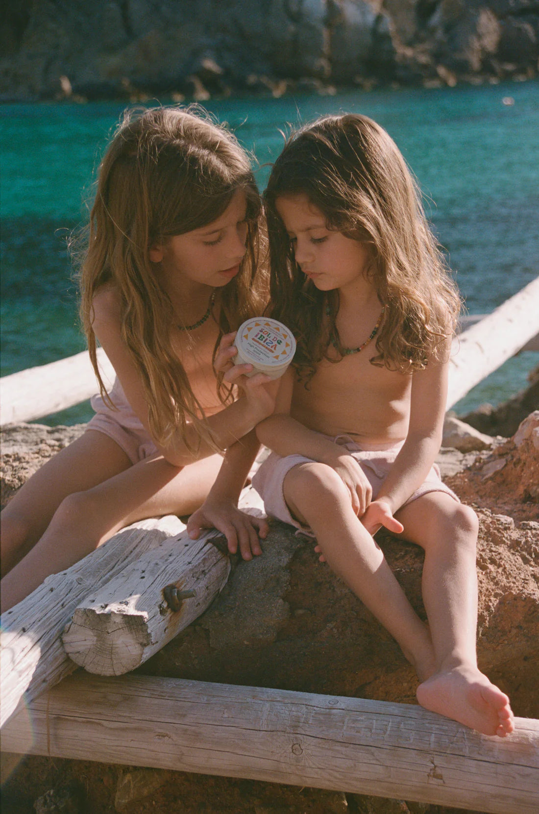 SOL DE IBIZA apsauginis kremas veidui ir kūnui nuo saulės vaikams BABY&KIDS SPF 30, 100 g